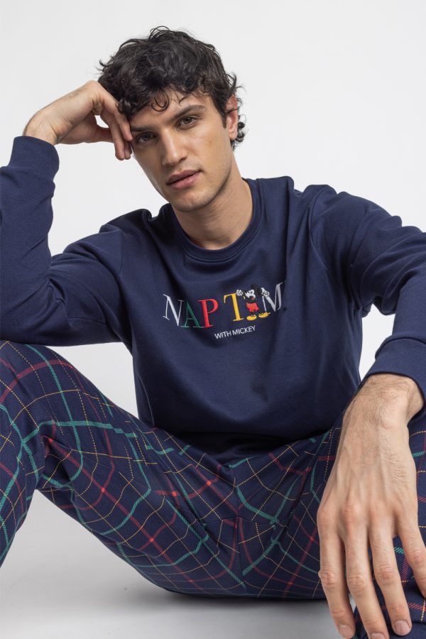 🛌 Pijama Hombre Disney by ADMAS | Modelo Mickey “Nap Time” | Conjunto de Dos Piezas de Algodón Suave | Camiseta Azul Marino y Pantalón Largo a Cuadros | Tallas M-L-XL | Envío en 24h y Gratis desde 70 € 🚚✨ modelo 63224 talla xl