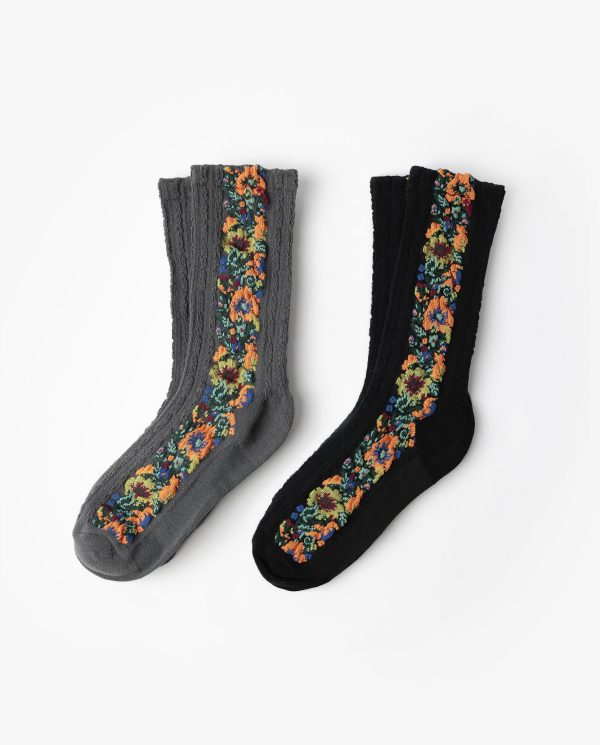 “Calcetines de mujer Admas modelo 20157  | Diseño floral bordado multicolor  | Suaves, cómodos y elegantes | Envío en 24 horas ”