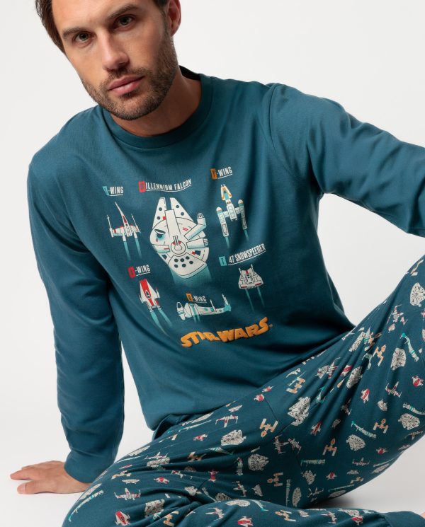 Pijama Star Wars Halcón Milenario para Hombre de la Marca Admas – Diseño Oficial Disney con Camiseta de Manga Larga y Pantalón Largo Estampado – Suave, Cálido y Súper Cómodo 💫 | Envíos en 24 Horas 🚚 y Envío Gratis a partir de 70 € 🛒 ¡Duerme con la Fuerza y despierta con estilo! ⚡ modelo 63499 talla m y xl - Imagen 2