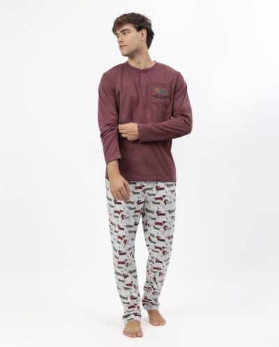 Pijama de Hombre Admas de Invierno con Camiseta Granate de Manga Larga y Pantalón Estampado de Perros – Suavidad, Estilo y Comodidad para Tus Noches Más Cálidas 🌙🐶 modelo 63798